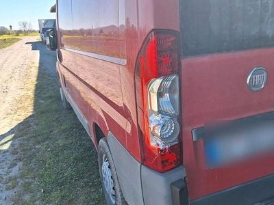 Second-hand Fiat Ducato 88 CP (64 kW) 2009 Roșu Van