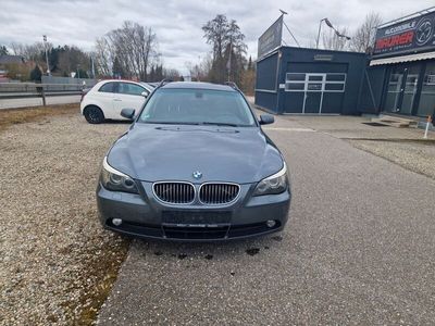 BMW 523