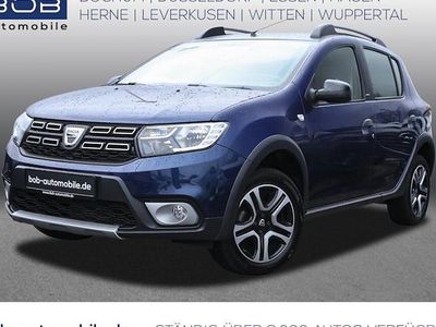 Blau Gebraucht 2019 Dacia Sandero Celebration Limousine | 10.388 € (Fairer Preis)