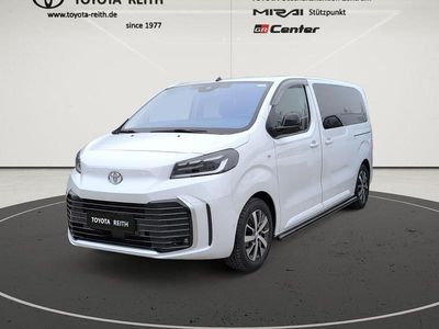 Gebraucht Toyota Proace Verso Team 177 PS (130 kW) 2024 Weiß Kombi