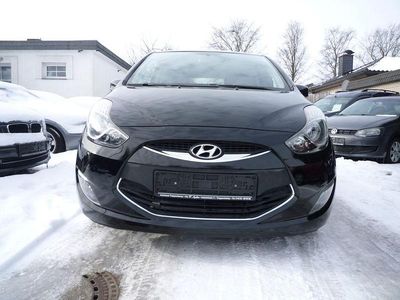 Gebraucht Hyundai ix20 Comfort 90 PS (66 kW) 2012 Schwarz Kleinwagen