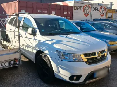 Used Fiat Freemont 170 HP (125 kW) 2013 White SUV