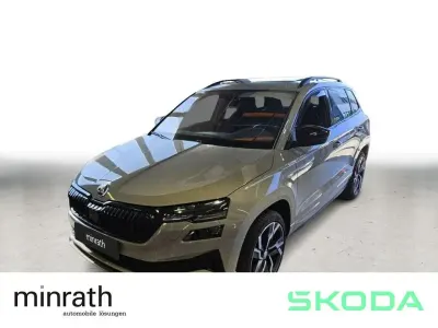 Gebraucht Skoda Karoq SportLine 150 PS (110 kW) 2023 Grau SUV