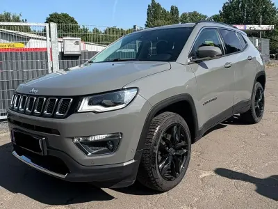 Gebraucht Jeep Compass Limited 170 PS (125 kW) 2019 Grau SUV