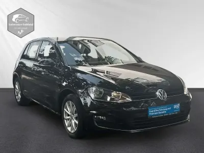 Gebraucht VW Golf VII LOUNGE 110 PS (80 kW) 2015 Schwarz Limousine