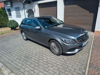 Gebraucht Mercedes C220 Exclusive 170 PS (125 kW) 2017 Grau Limousine