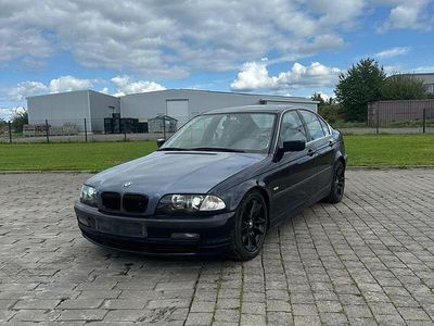 BMW 325