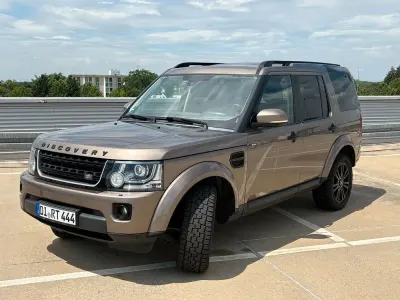 Gebraucht Land Rover Discovery 4 Black Edition 256 PS (188 kW) 2015 Braun SUV