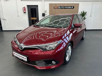 Gebraucht Toyota Auris Edition-S 116 PS (85 kW) 2017 Rot Limousine