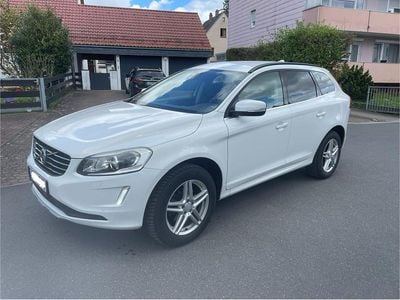 Second-hand Volvo XC60 150 CP (110 kW) 2016 Alb SUV