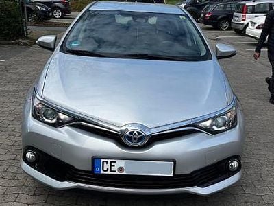 Toyota Auris Hybrid