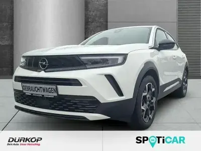 Używany Opel Mokka Elegance 101 KM (74 kW) 2024 Biały SUV