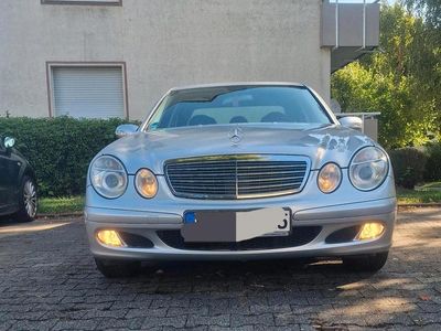 Mercedes E220