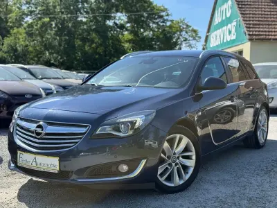 Gebraucht Opel Insignia Sport 140 PS (102 kW) 2014 Blau Kombi