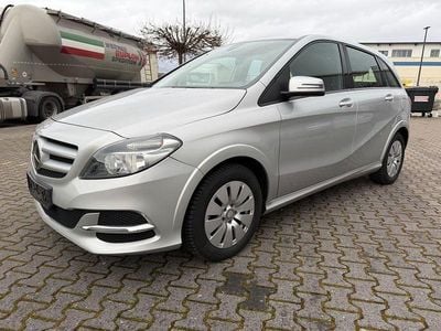 Gebraucht Mercedes B Electric Drive 131 kW (179 PS) 2016 Silber Van / Kleinbus