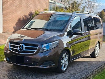 Gebraucht Mercedes V220 Edition 163 PS (119 kW) 2015 Braun Van / Kleinbus