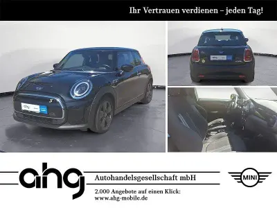 Gebraucht Mini Cooper SE Essential 135 kW (184 PS) 2022 Schwarz Kleinwagen