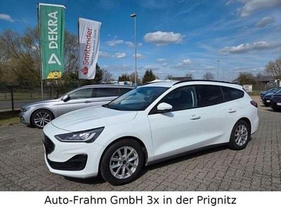 Usata Ford Focus Cool & Connect 120 CV (88 kW) 2022 Bianco Station wagon