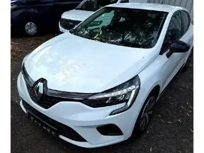 Gebraucht Renault Clio V Equilibre 67 PS (49 kW) 2023 Weiß Limousine
