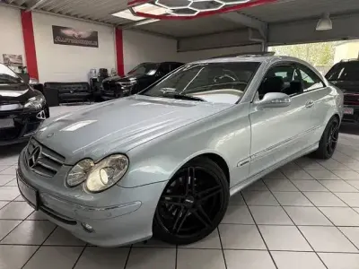 Używany Mercedes CLK270 Elegance 170 KM (125 kW) 2004 Srebrny Coupe