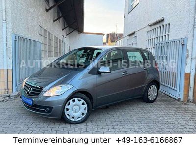 gebraucht Mercedes A160 *Autom.*AHK*Sitzh.*Freispr*MB-SH*2.Hd.*TüV