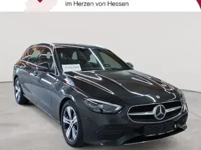 Gebraucht Mercedes C220 Avantgarde 200 PS (147 kW) 2023 Graphitgrau metallic Kombi