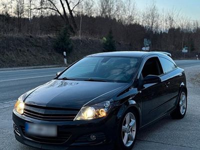 Gebraucht Opel Astra GTC 105 PS (77 kW) 2005 Schwarz Kleinwagen