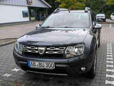 Grau Gebraucht 2014 Dacia Duster Lauréate SUV | 5.500 € (Teuer)