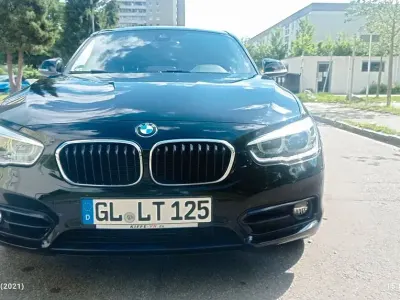 Gebraucht BMW 118 Advantage 136 PS (100 kW) 2019 Schwarz Kleinwagen