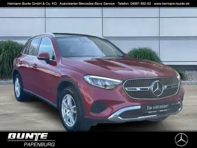 Gebraucht Mercedes GLC220 Avantgarde 197 PS (144 kW) 2024 Patagonienrot (rot) SUV