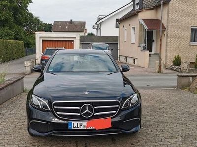 Mercedes E200