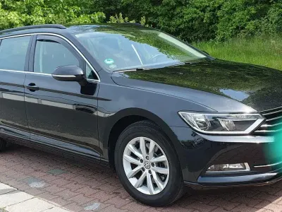 Gebraucht VW Passat Comfortline 150 PS (110 kW) 2018 Schwarz Kombi