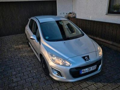 Gebraucht 2012 Peugeot 308 Kombi | 4.000 € (Etwas zu teuer)