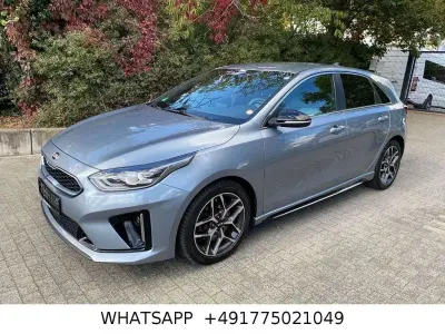 Gebraucht Kia Ceed GT-Line 140 PS (102 kW) 2019 Lunar silver Kleinwagen