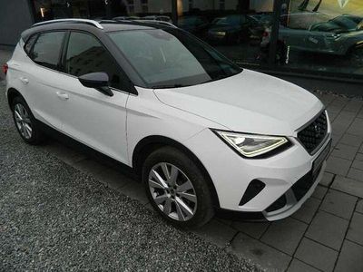 Gebraucht Seat Arona Xperience 110 PS (80 kW) 2022 Weiß / schwarz SUV