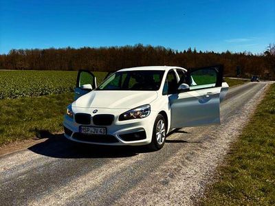 Gebraucht BMW 216 Active Tourer Advantage 116 PS (85 kW) 2014 Weiß Van / Kleinbus