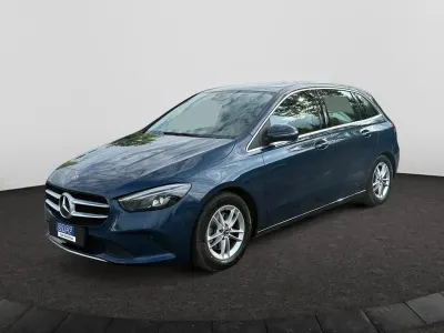 Używany Mercedes B200 Progressive 163 KM (119 kW) 2020 Niebieski Minivan
