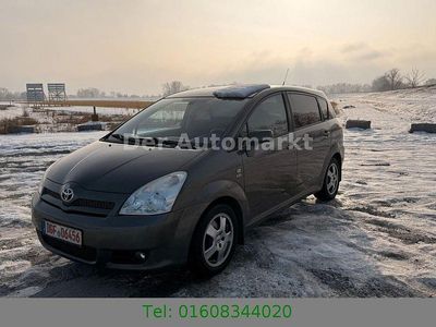 Grau Gebraucht 2004 Toyota Corolla Verso Sol Van / Kleinbus | 3.500 € (Etwas zu teuer)