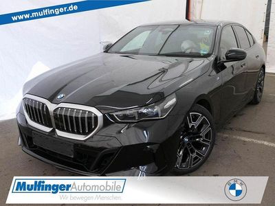 Gebraucht BMW 520 M Sport 197 PS (144 kW) 2025 Black sapphire Limousine