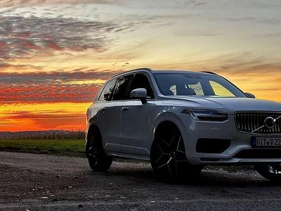 Gebraucht Volvo XC90 Momentum 235 PS (172 kW) 2020 Weiß SUV