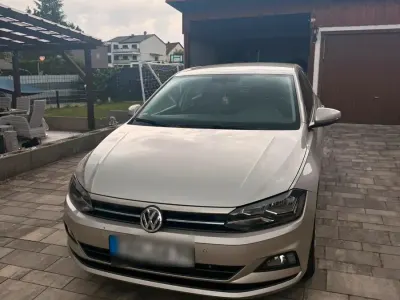 Gebraucht VW Polo 95 PS (69 kW) 2018 Beige Kleinwagen