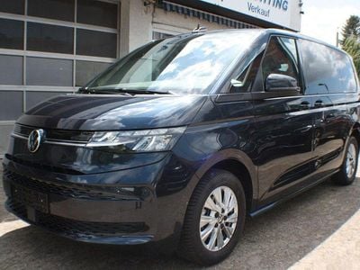 Second-hand VW T7 150 CP (110 kW) 2024 Albastru Van