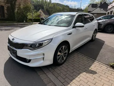 Gebraucht Kia Optima Spirit 141 PS (103 kW) 2017 Weiß Kombi