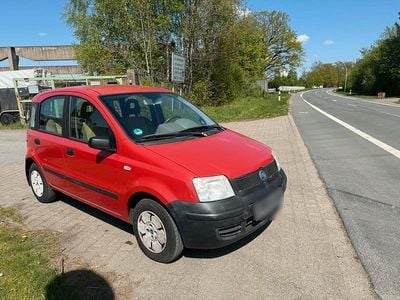 Second-hand Fiat Panda 54 CP (39 kW) 2005 Roșu Hatchback