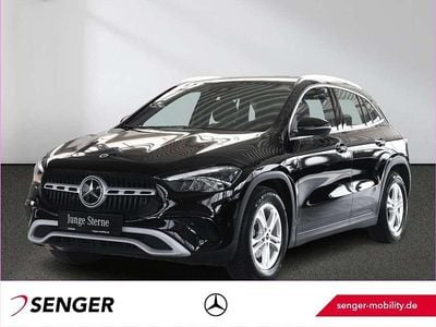 Gebraucht Mercedes GLA200 163 PS (119 kW) 2024 Schwarz SUV