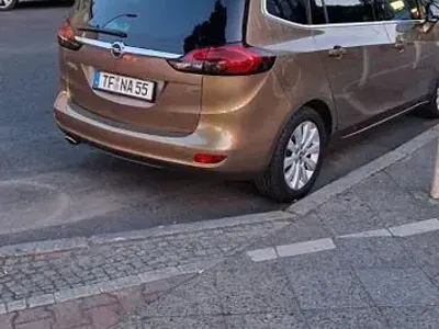 Gebraucht Opel Zafira Tourer Innovation 165 PS (121 kW) 2013 Braun Van / Kleinbus