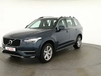 Używany Volvo XC90 Momentum 235 KM (172 kW) 2018 Niebieski SUV