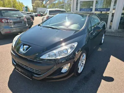 Gebraucht Peugeot 308 CC Premium 156 PS (114 kW) 2011 Schwarz Cabrio