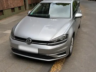 Gebraucht VW Golf VII Comfortline 125 PS (91 kW) 2017 Limousine