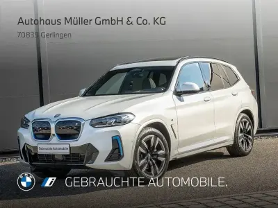 Gebraucht BMW iX3 M Sport 210 kW (286 PS) 2023 Mineralweiss metallic (metallic) SUV